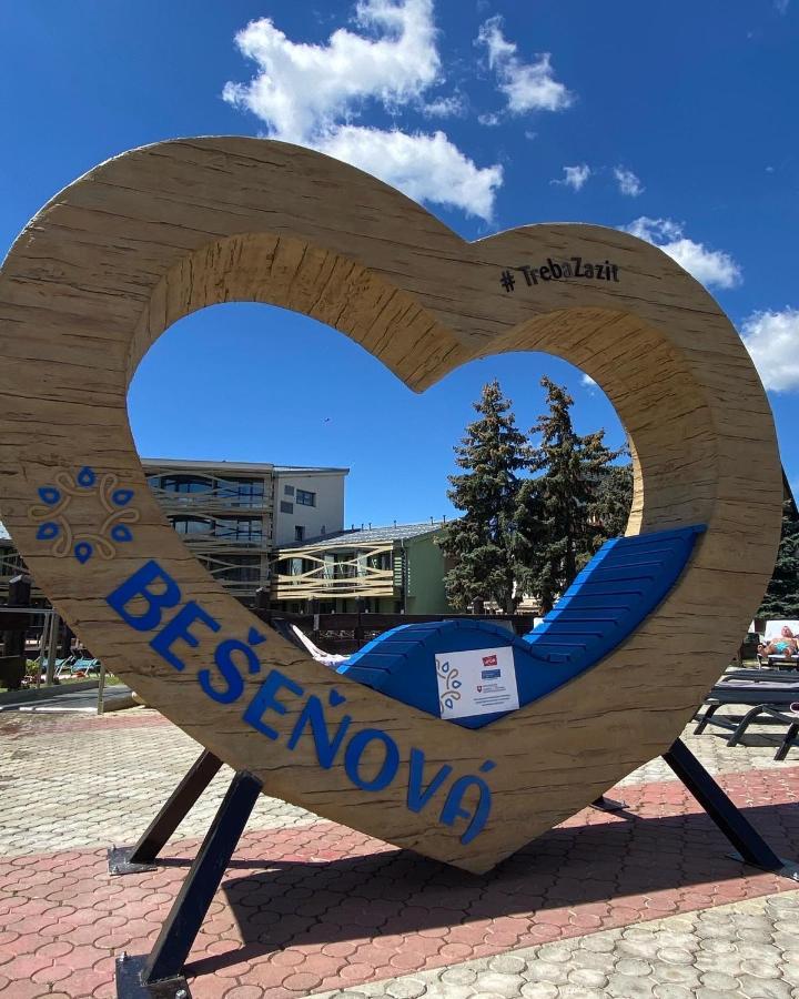 Besenova Apartman Relax מראה חיצוני תמונה