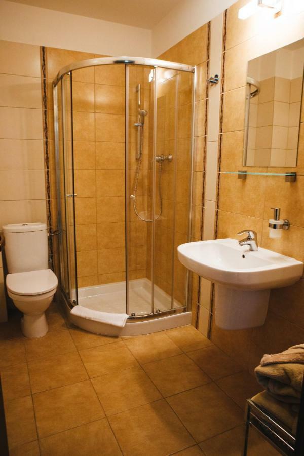 Besenova Apartman Relax מראה חיצוני תמונה
